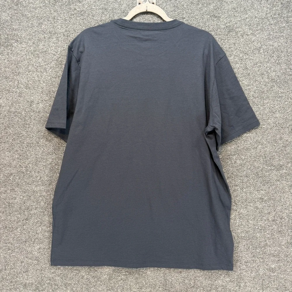 Vineyard Vines Tshirt Mens Large Blue Blazer Pocket Tee Classic Casual Prep NEW